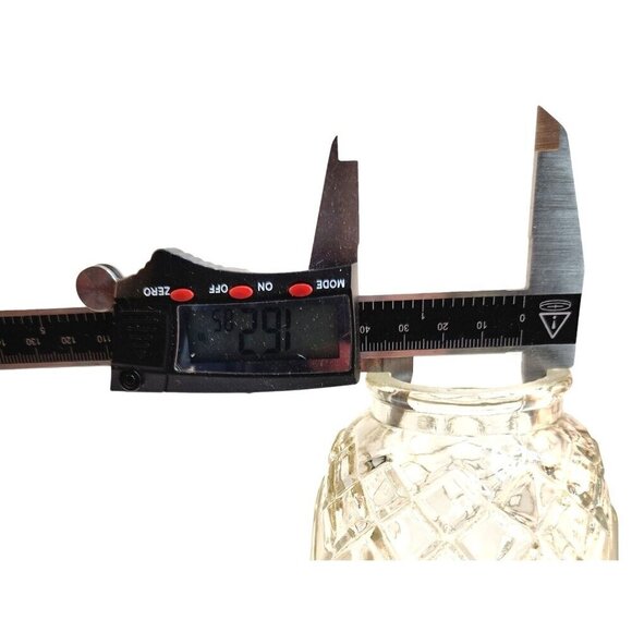 Vintage Clear Glass Lamp Shade With Diamond Cut Design & Fluted Edges - Picture 7 of 7